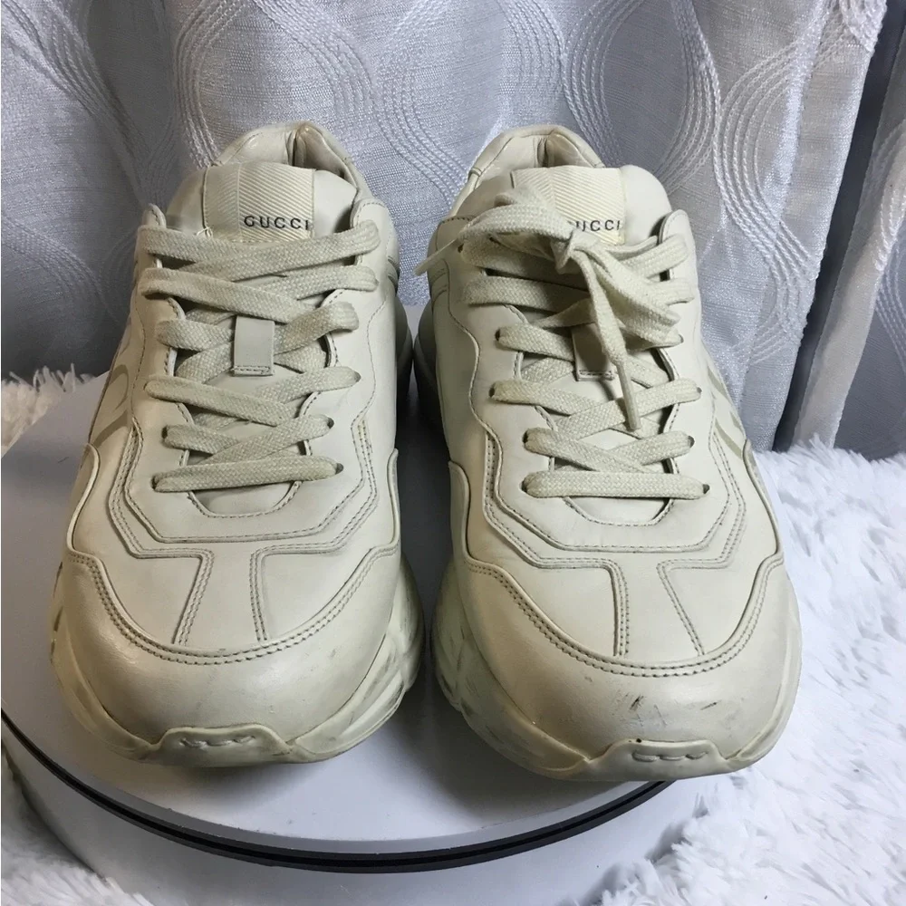 Gucci cream leather